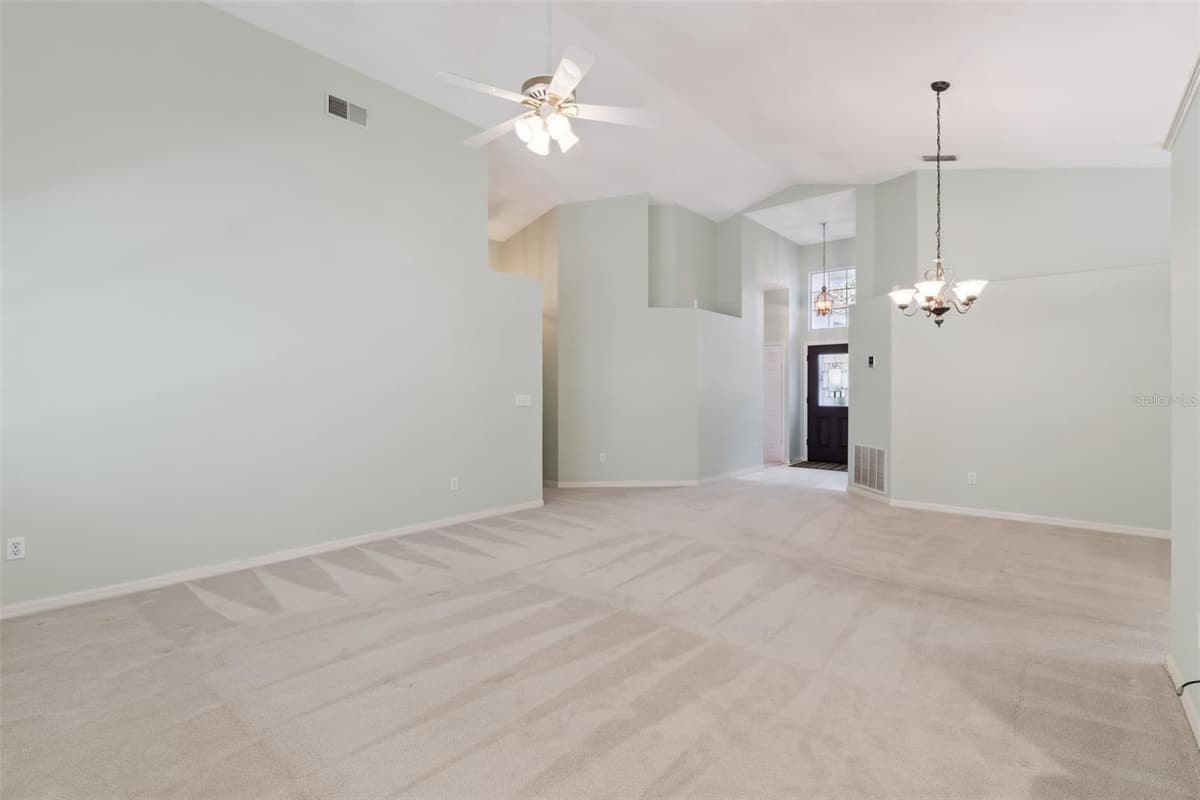 2615 BURWOOD AVENUE — photo 5 of 34
