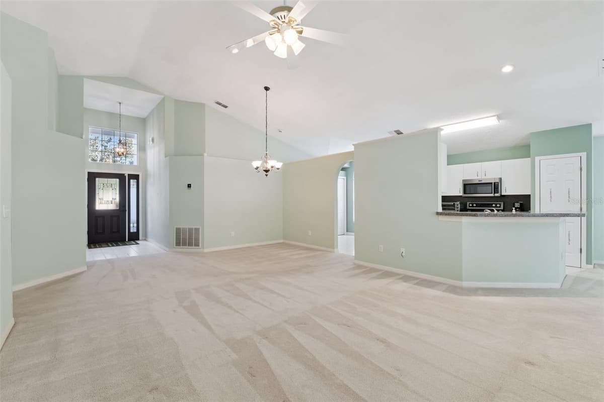 2615 BURWOOD AVENUE — photo 7 of 34