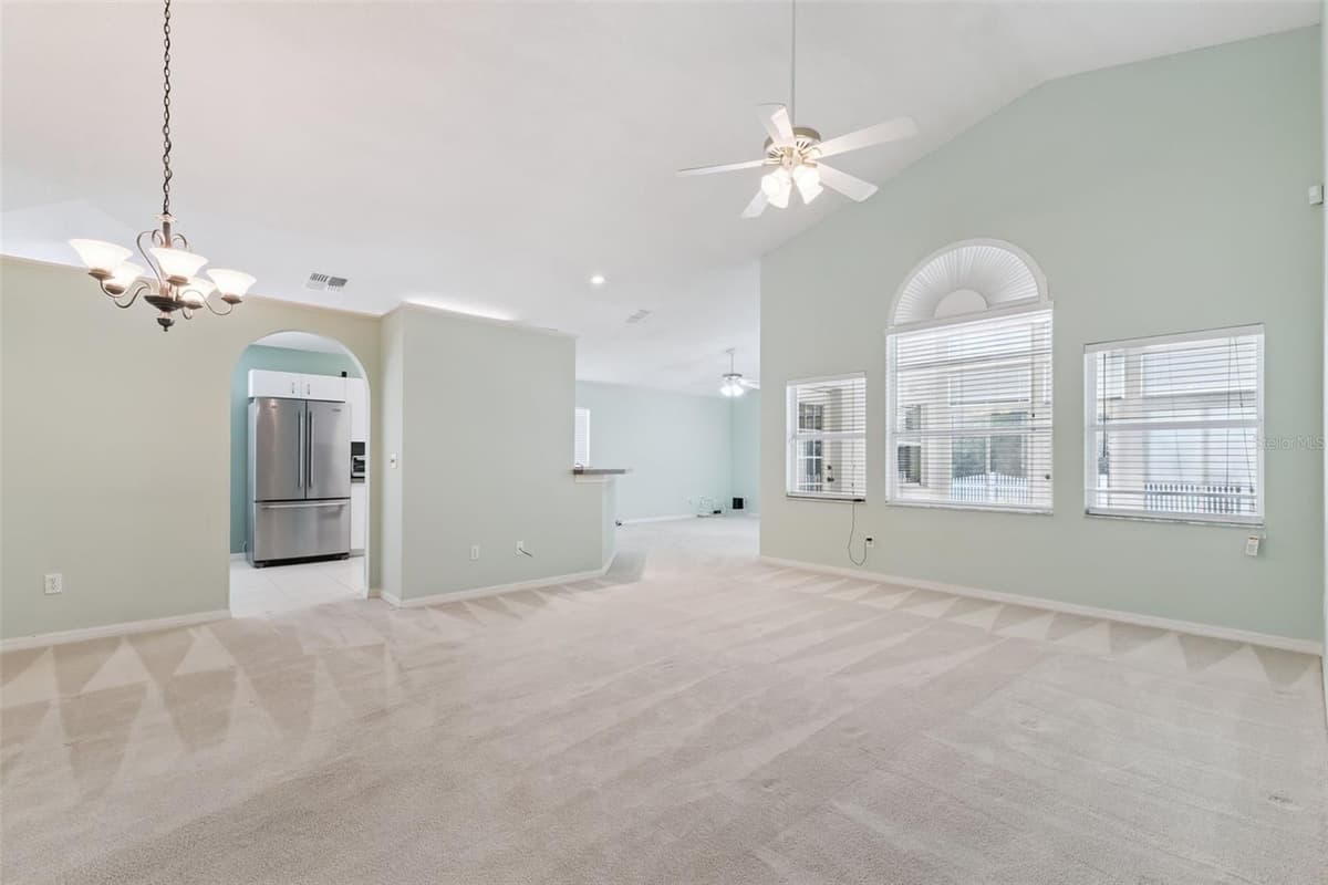 2615 BURWOOD AVENUE — photo 6 of 34