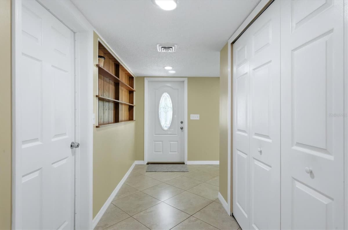 935 BOUNDARY ROAD — photo 8 of 42