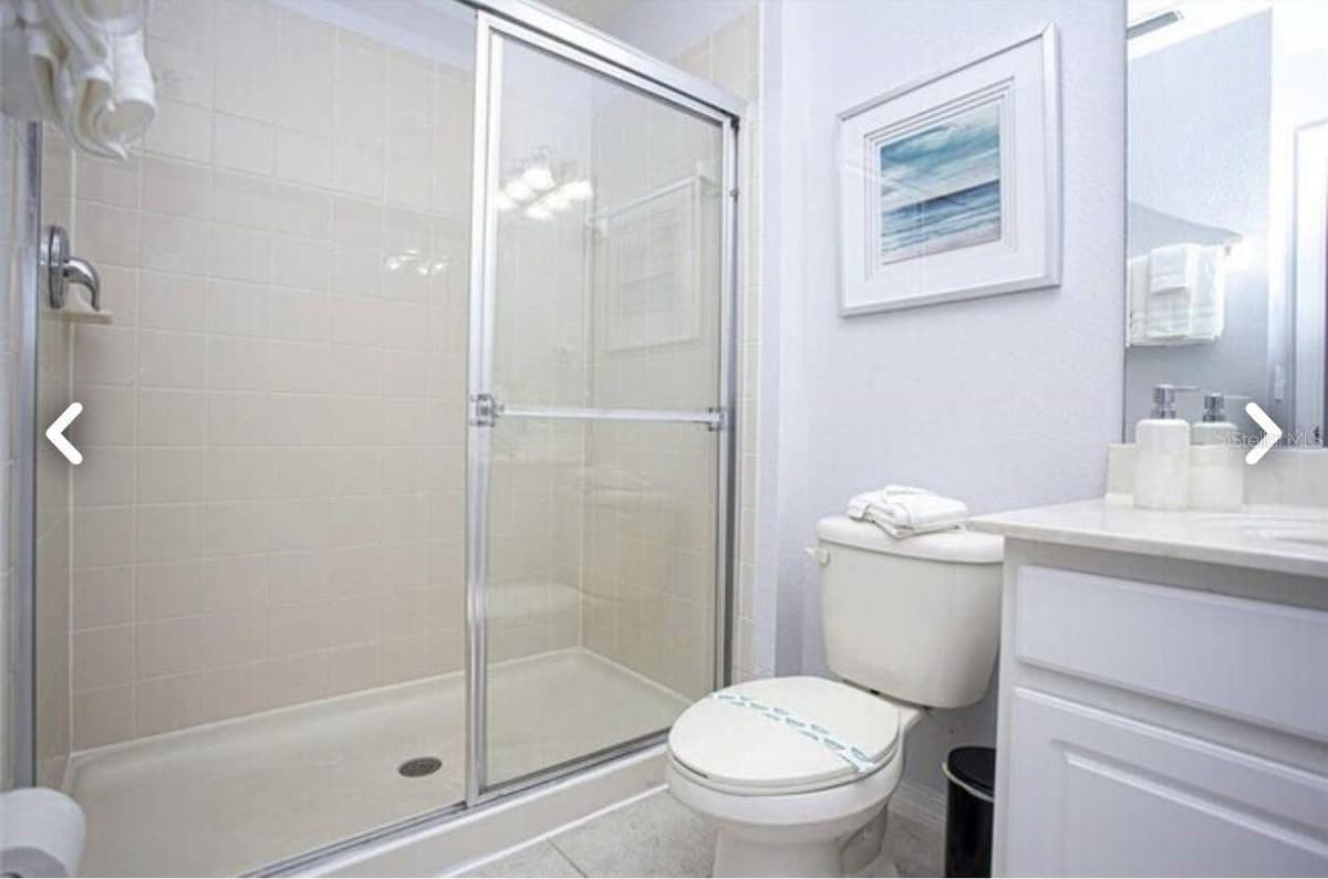 1050 LAS FUENTES DRIVE — photo 16 of 21