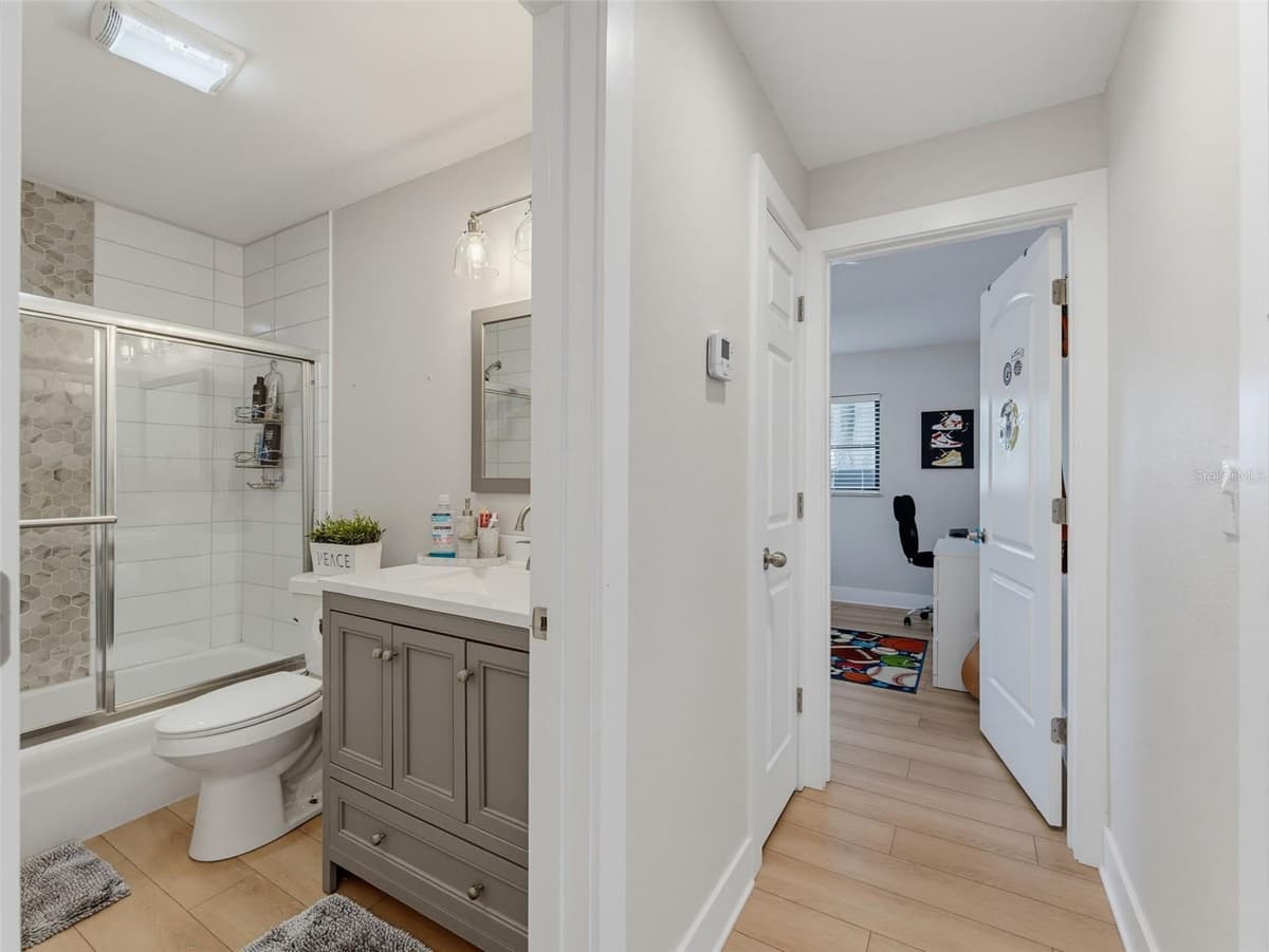 2121 BEECHER ROAD — photo 43 of 94