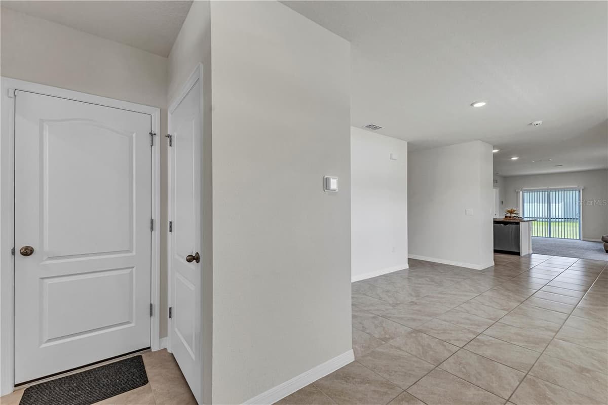 1702 WALNUT CREEK DRIVE — photo 5 of 20