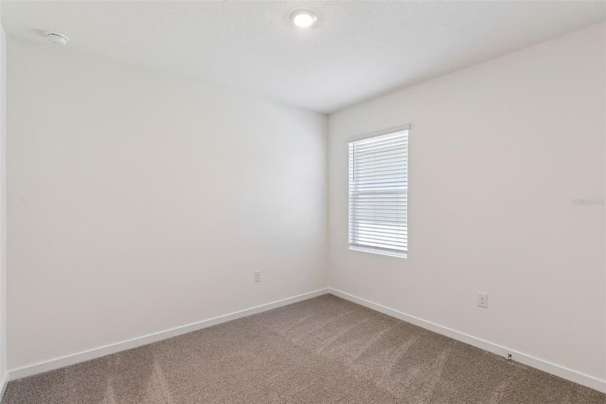1372 GRAND FLORA LANE — photo 25 of 39