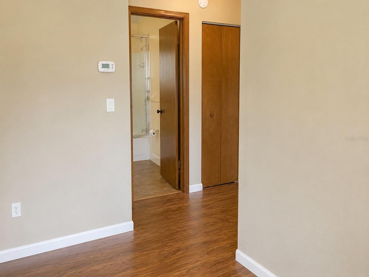 9941 102ND LANE — photo 5 of 12