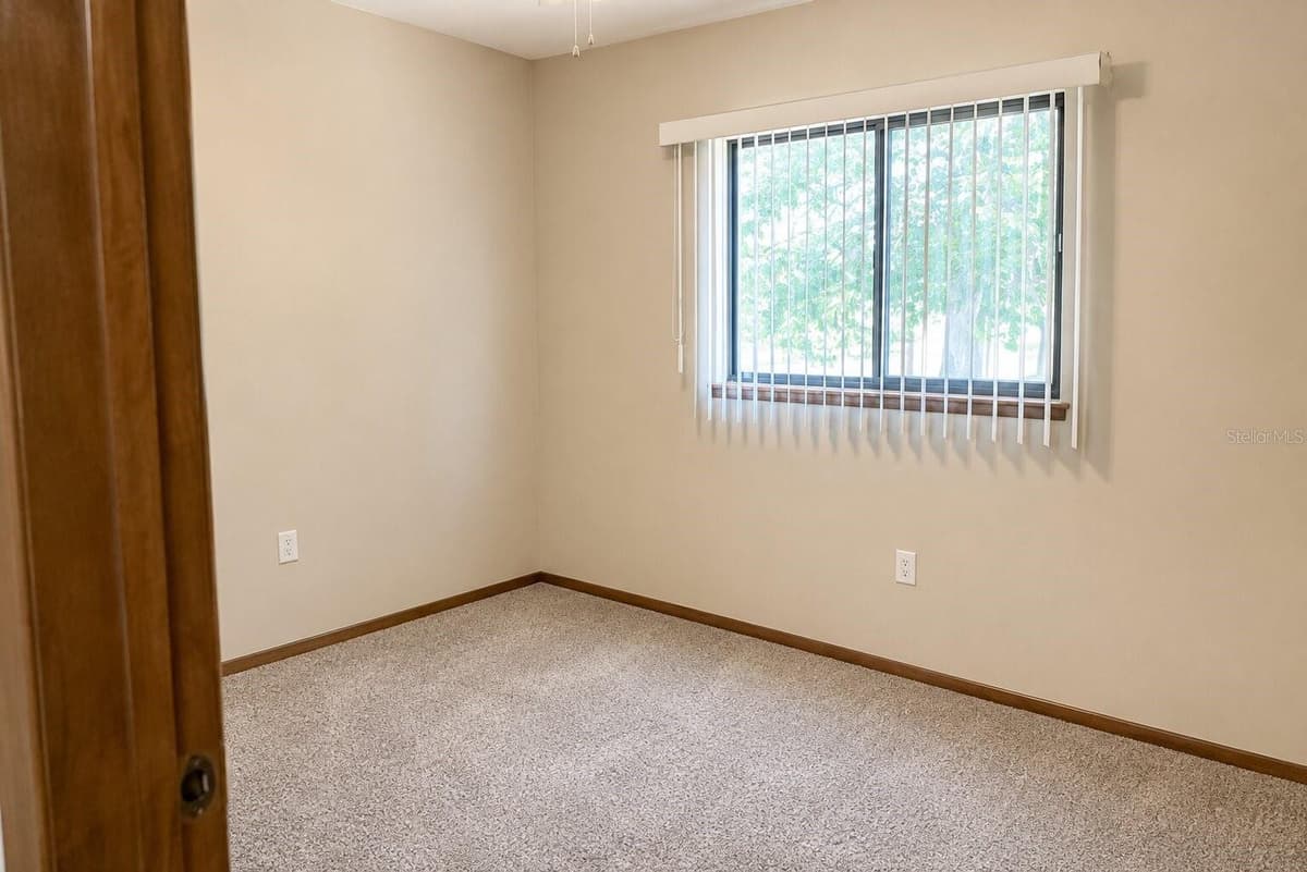 9941 102ND LANE — photo 7 of 12