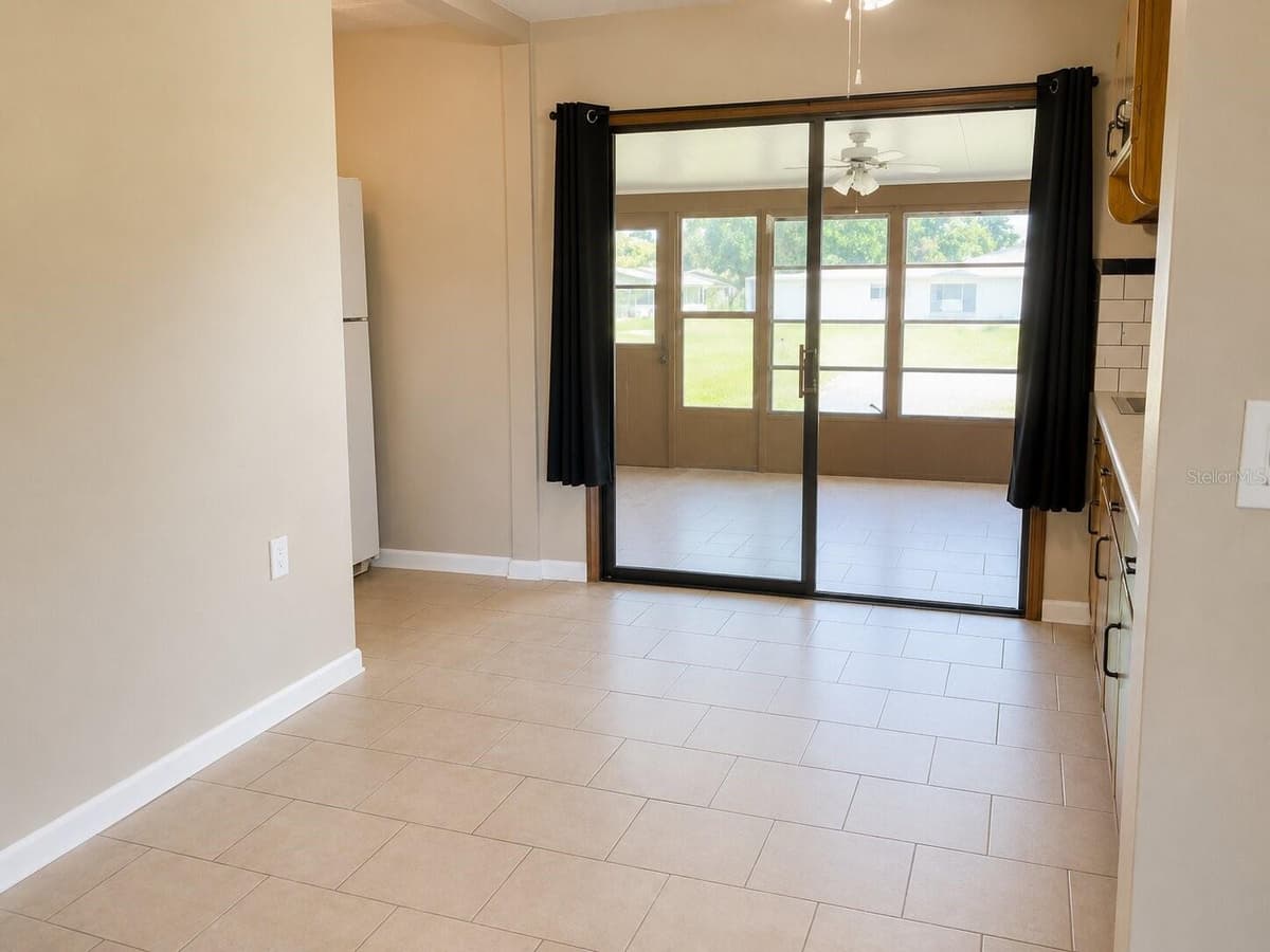 9941 102ND LANE — photo 4 of 12