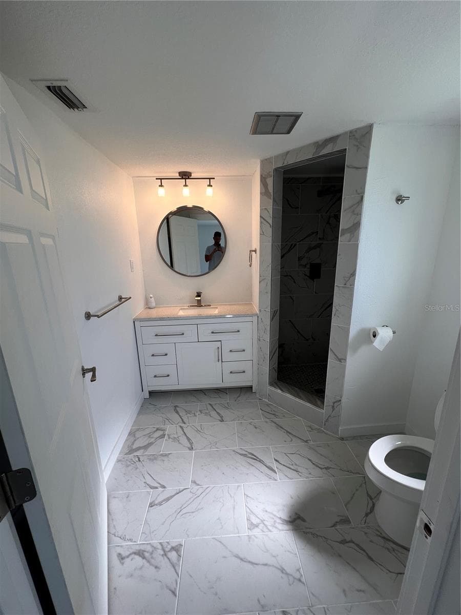 457 GARFIELD AVE NW AVENUE — photo 8 of 10