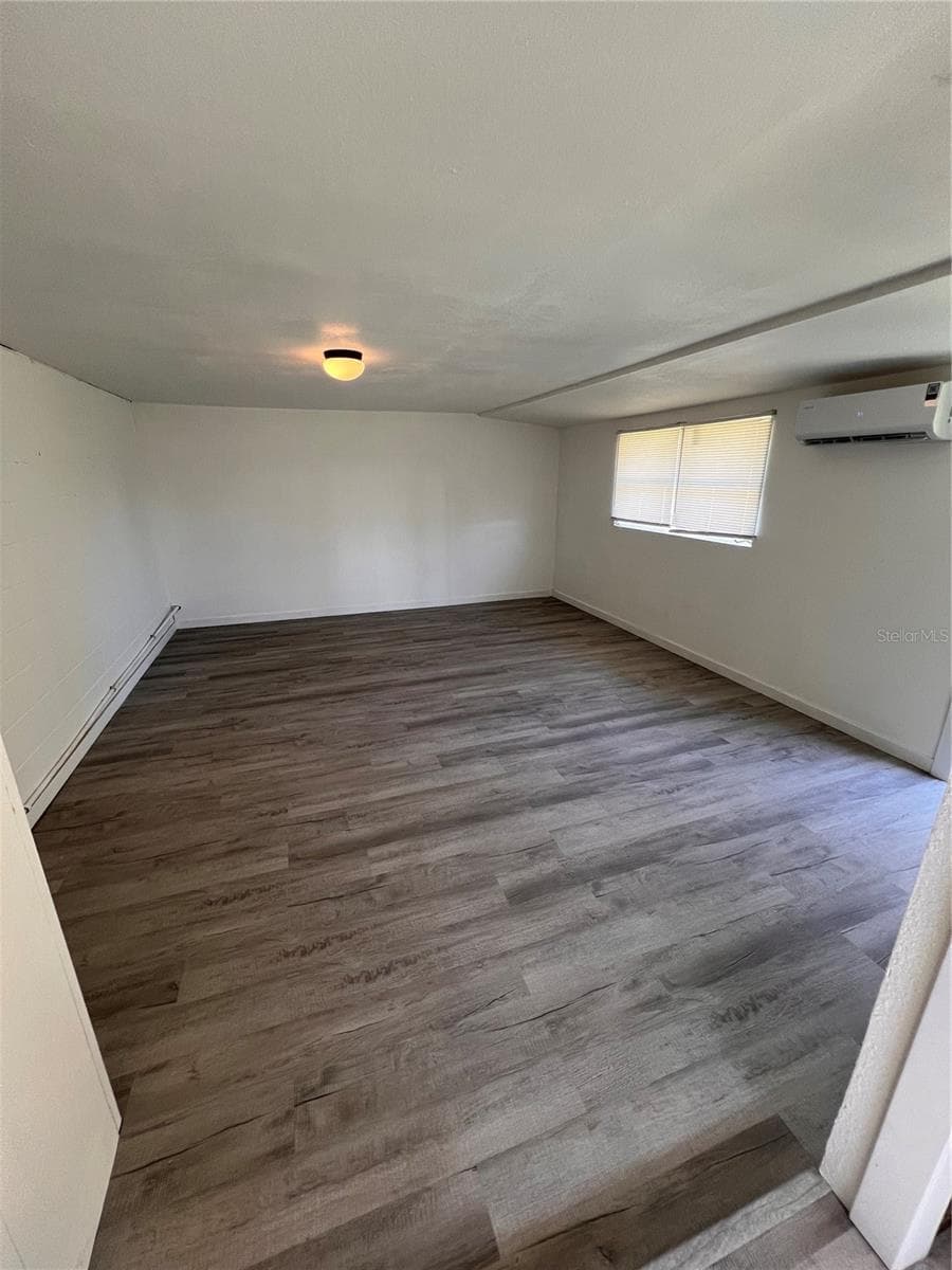 457 GARFIELD AVE NW AVENUE — photo 9 of 10