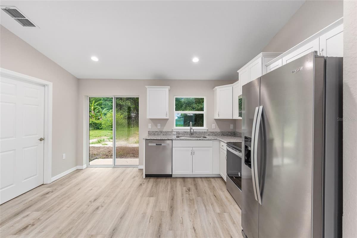 20864 STARLING DRIVE — photo 9 of 19