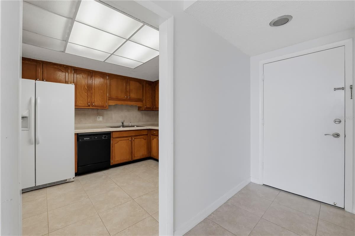 675 GULFVIEW BOULEVARD — photo 11 of 26