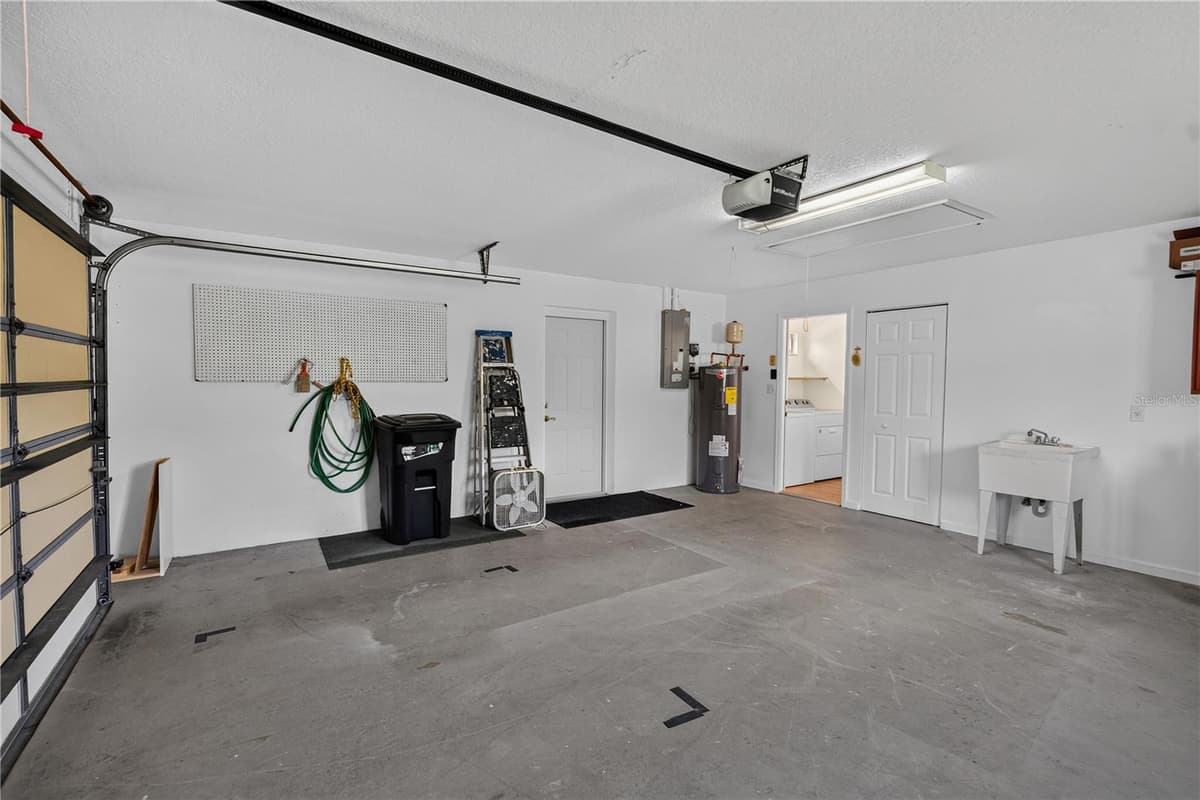 1901 50TH CIRCLE — photo 25 of 42