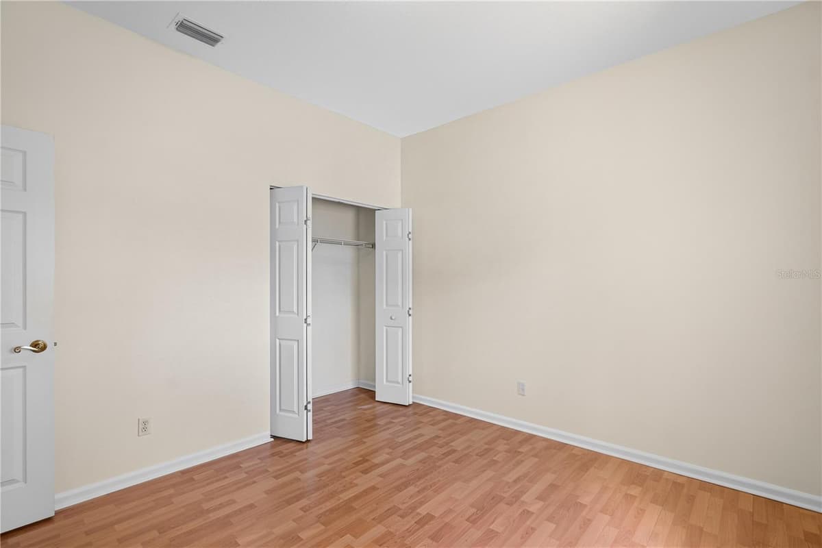 1901 50TH CIRCLE — photo 21 of 42