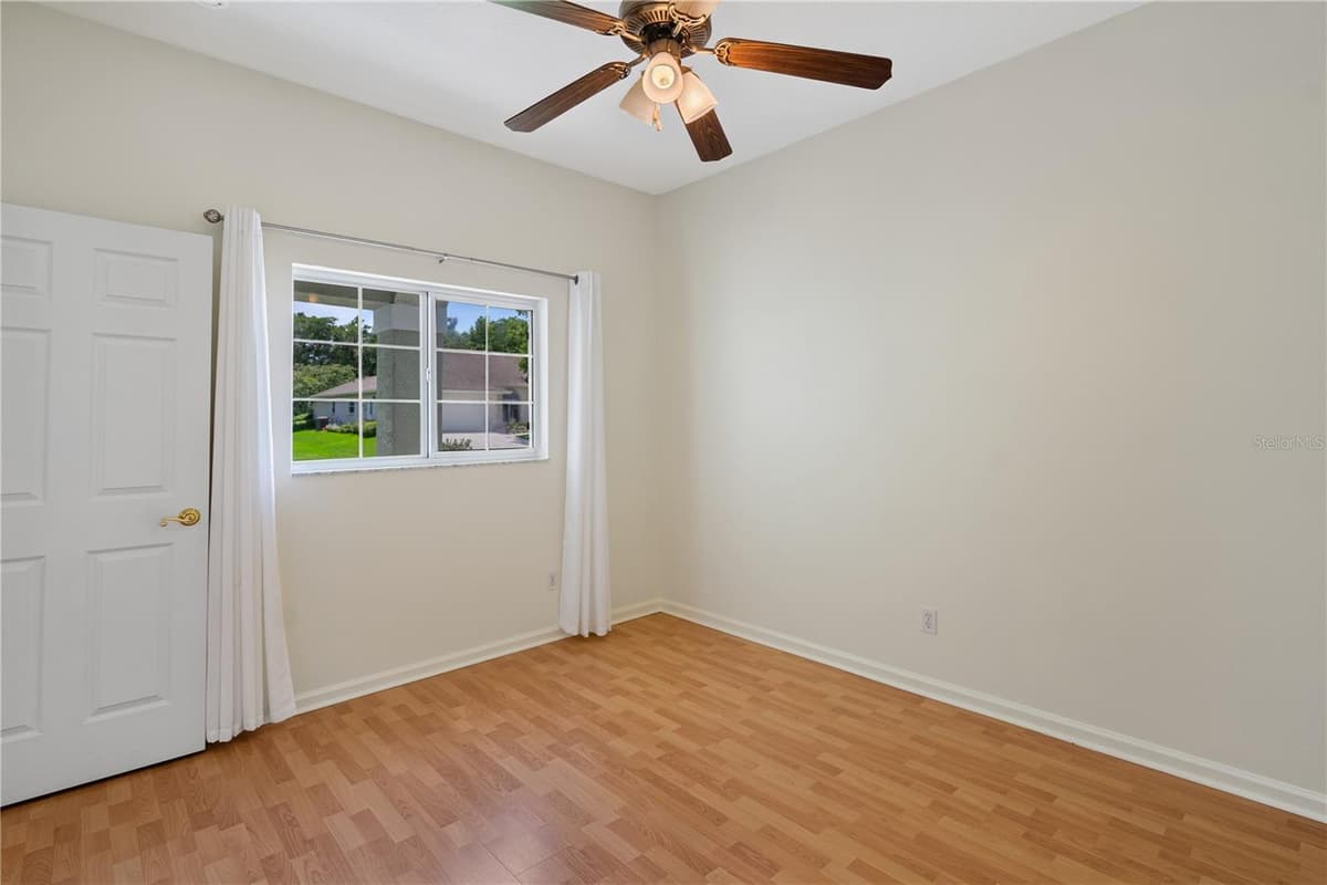 1901 50TH CIRCLE — photo 17 of 42