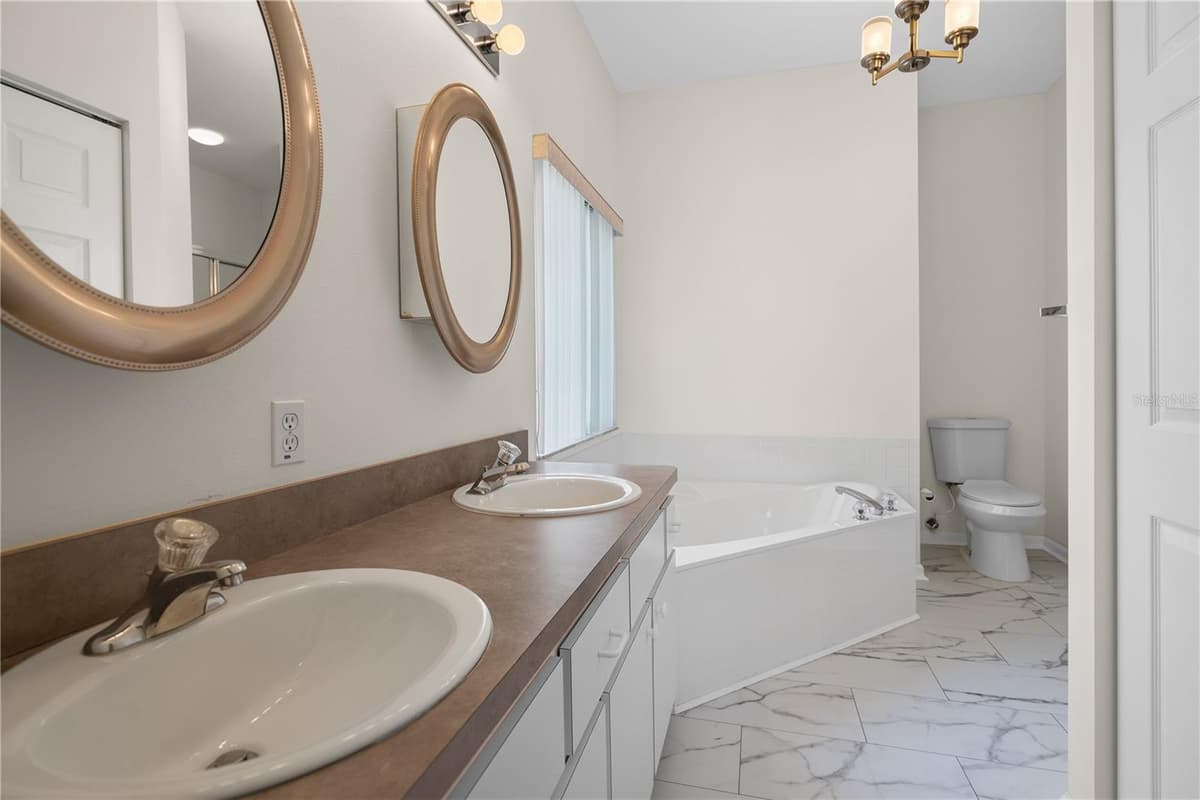1901 50TH CIRCLE — photo 14 of 42