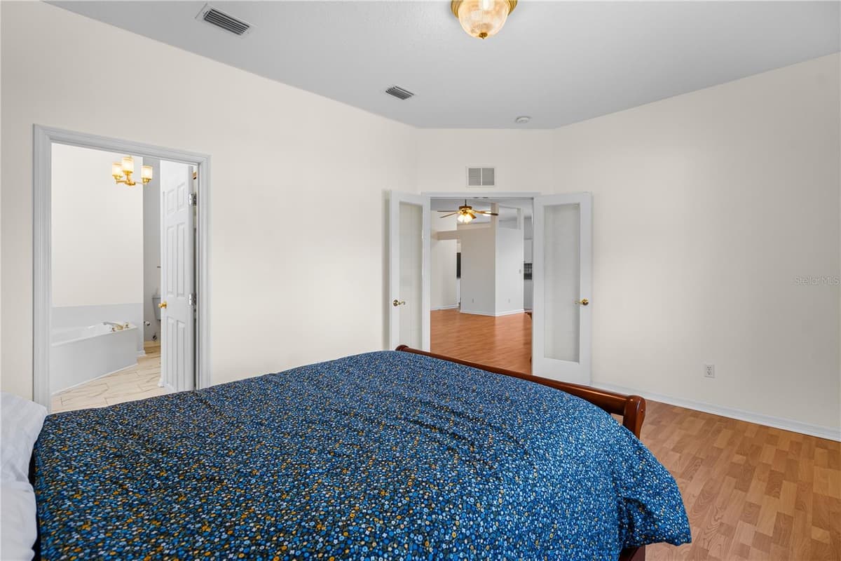 1901 50TH CIRCLE — photo 12 of 42