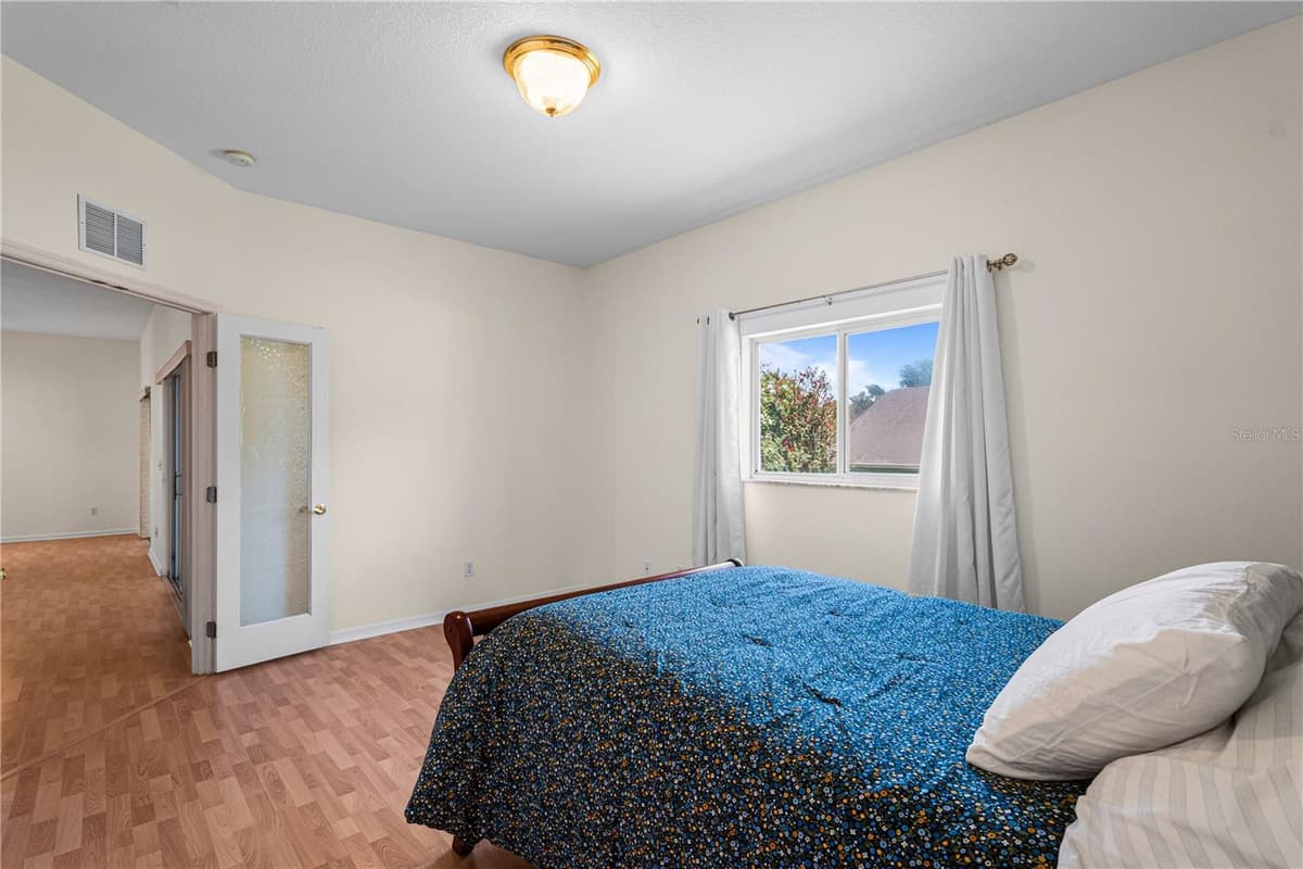 1901 50TH CIRCLE — photo 13 of 42