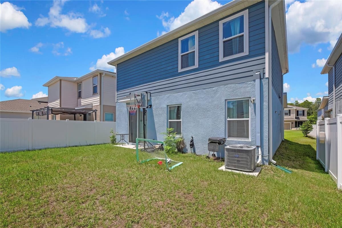 11912 THORNCREST DRIVE — photo 38 of 55