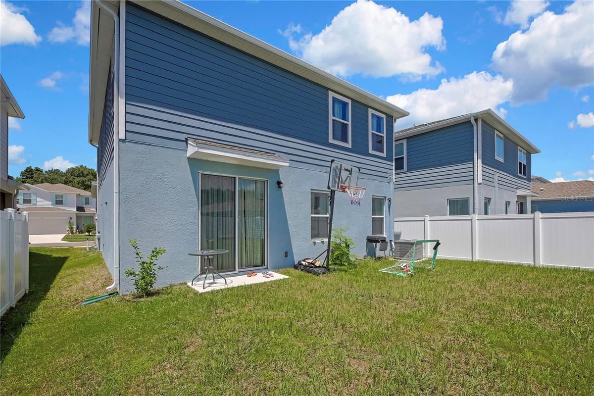 11912 THORNCREST DRIVE — photo 36 of 55