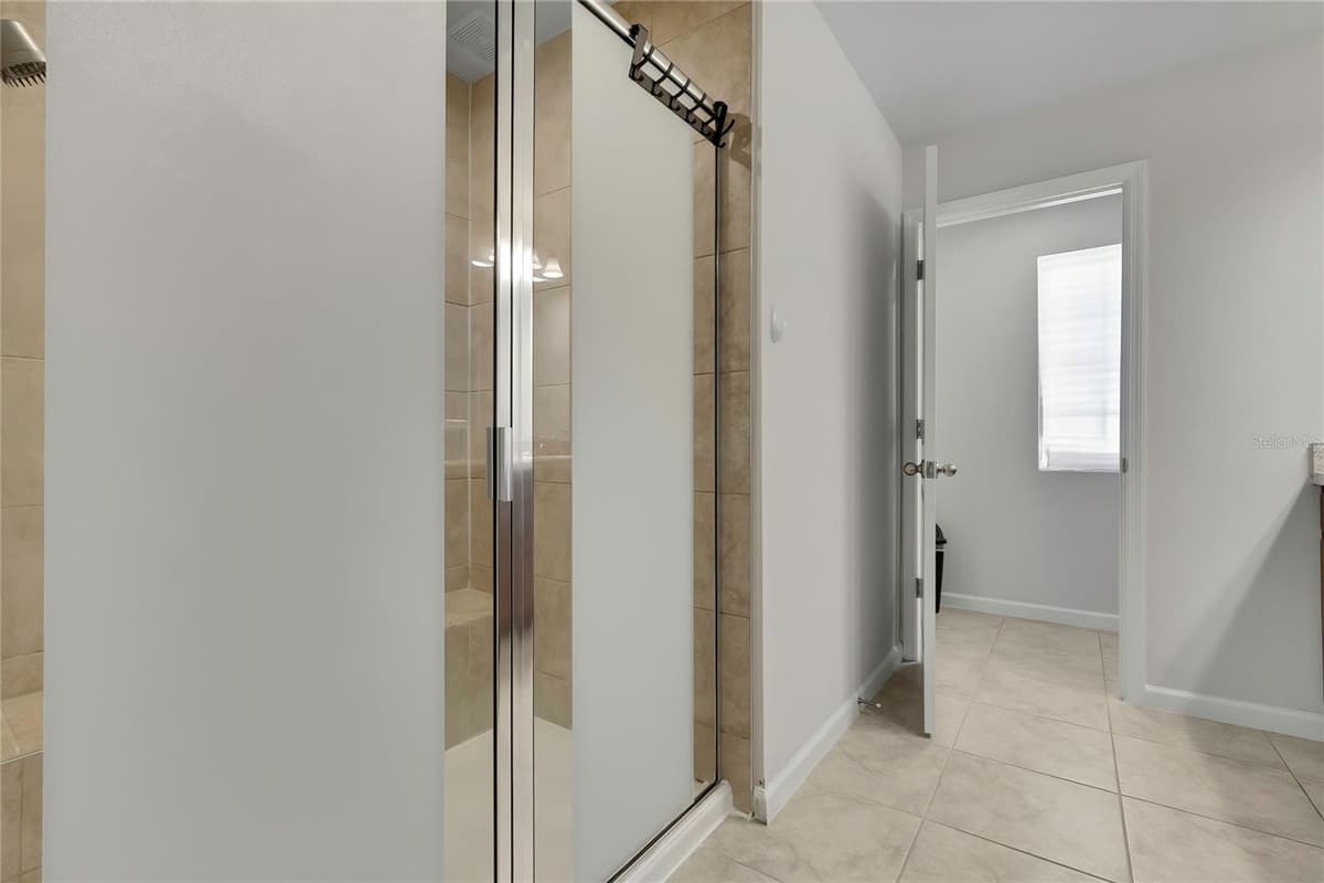 11912 THORNCREST DRIVE — photo 29 of 55