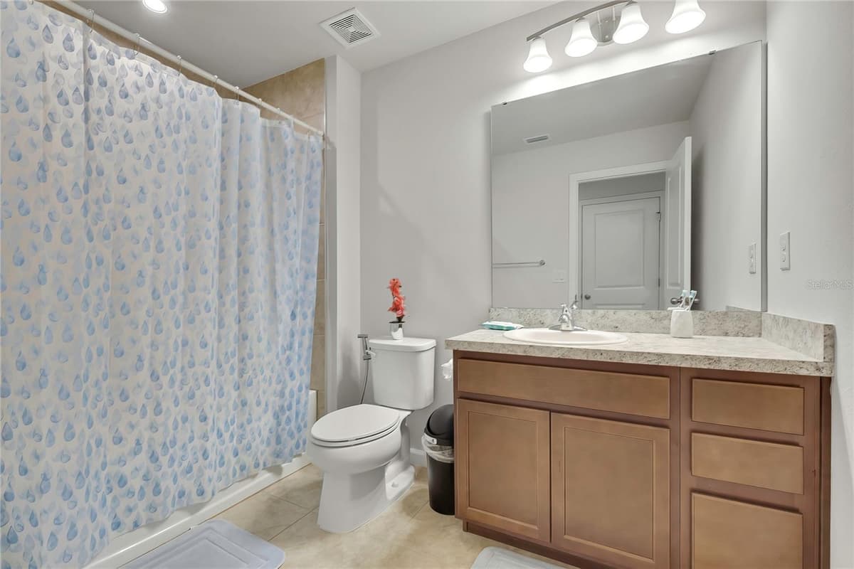 11912 THORNCREST DRIVE — photo 34 of 55