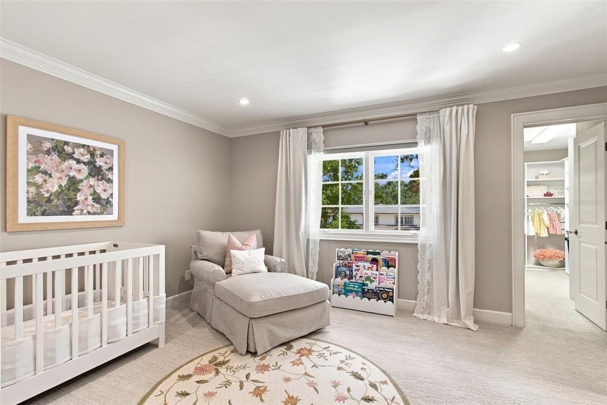 4537 SWANN AVENUE — photo 43 of 58