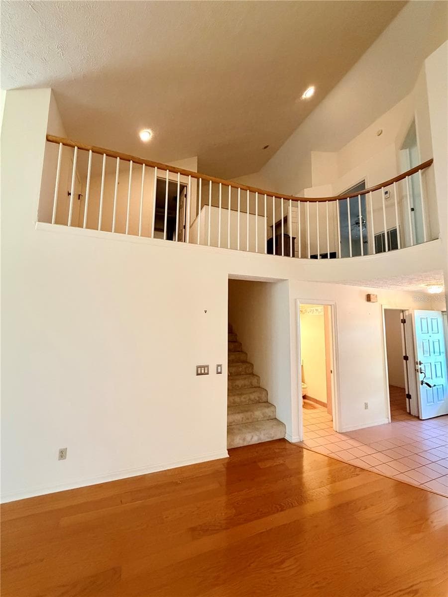 706 MORAY DRIVE — photo 8 of 53