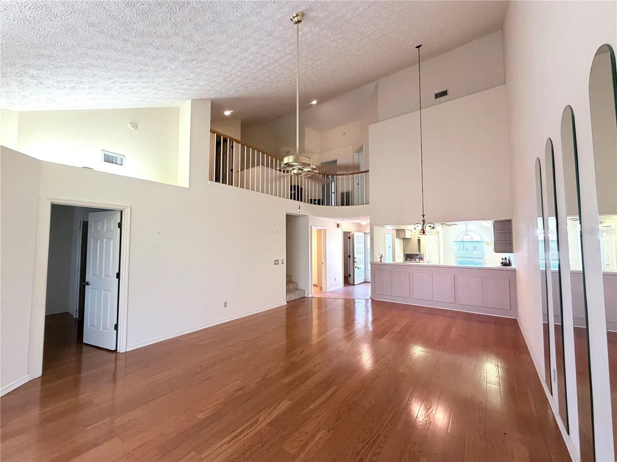 706 MORAY DRIVE — photo 5 of 53