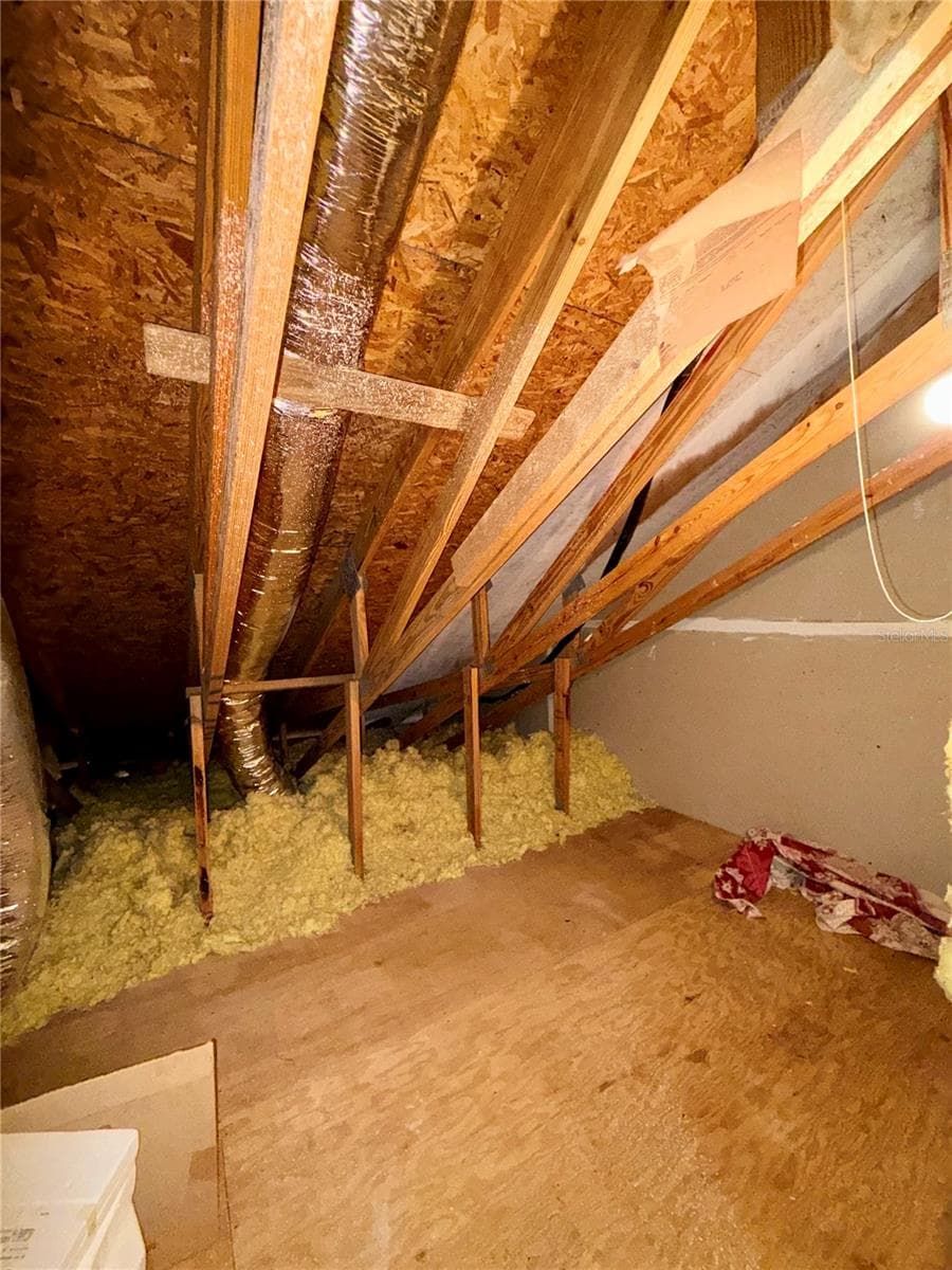 706 MORAY DRIVE — photo 28 of 53
