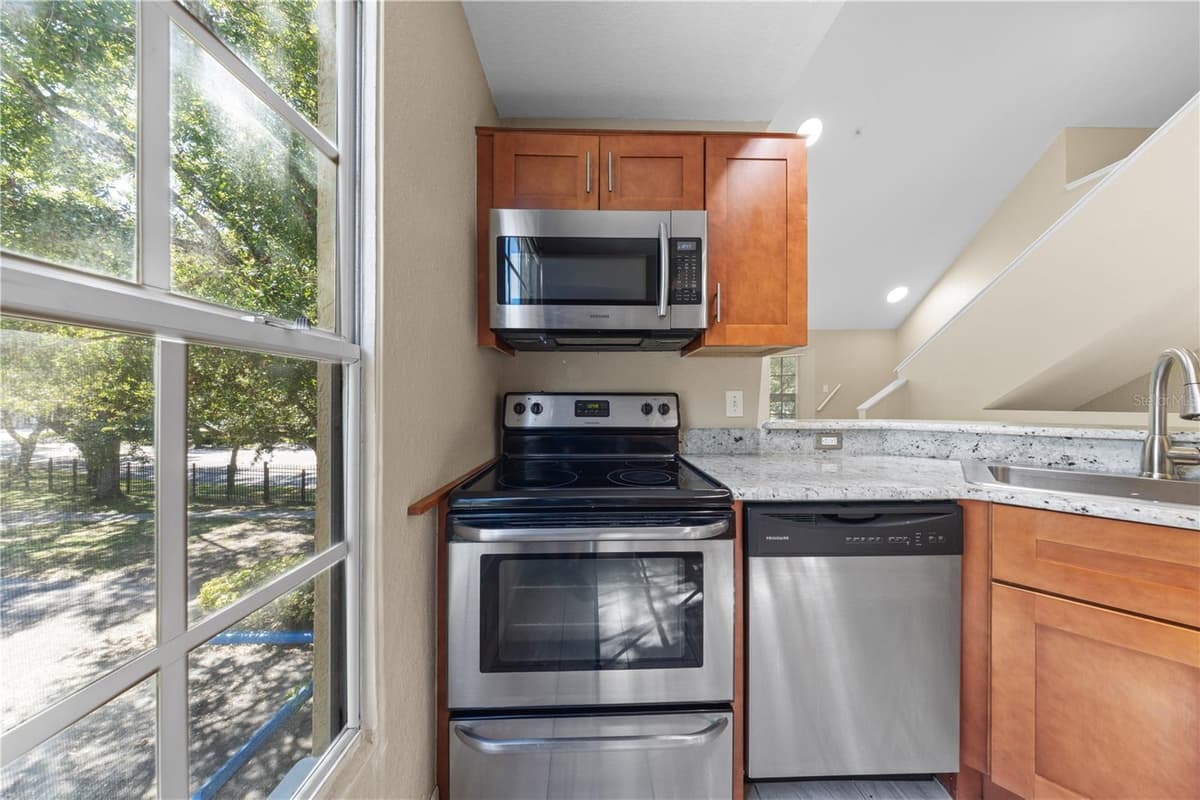 6340 RALEIGH STREET — photo 17 of 45
