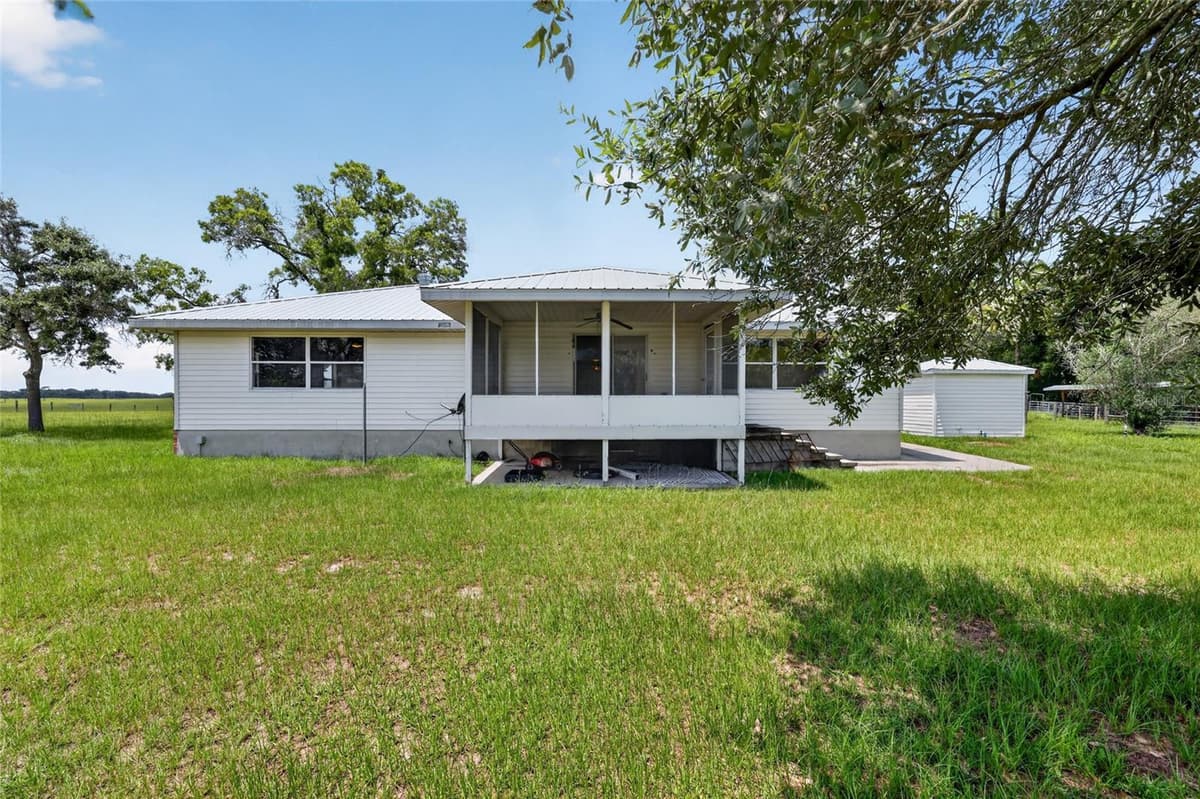 20500 27TH STREET — photo 18 of 61
