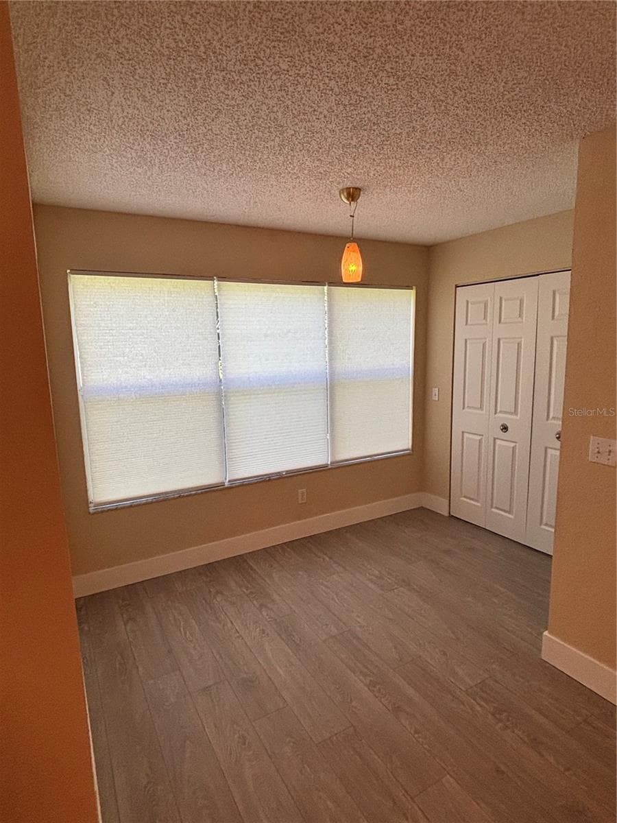 5124 CONROY ROAD — photo 6 of 21