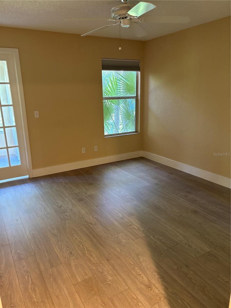5124 CONROY ROAD — photo 19 of 21