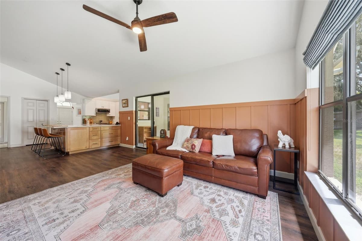10102 SILVER BLUFF DRIVE — photo 27 of 60