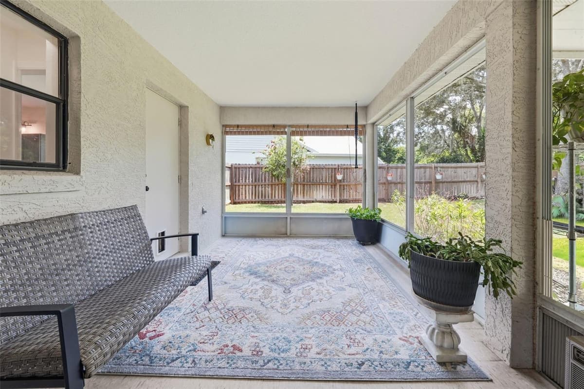 10102 SILVER BLUFF DRIVE — photo 48 of 60