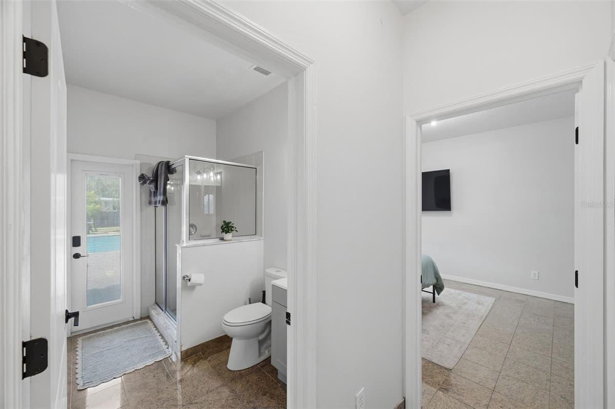 1542 MCCREA DRIVE — photo 32 of 98