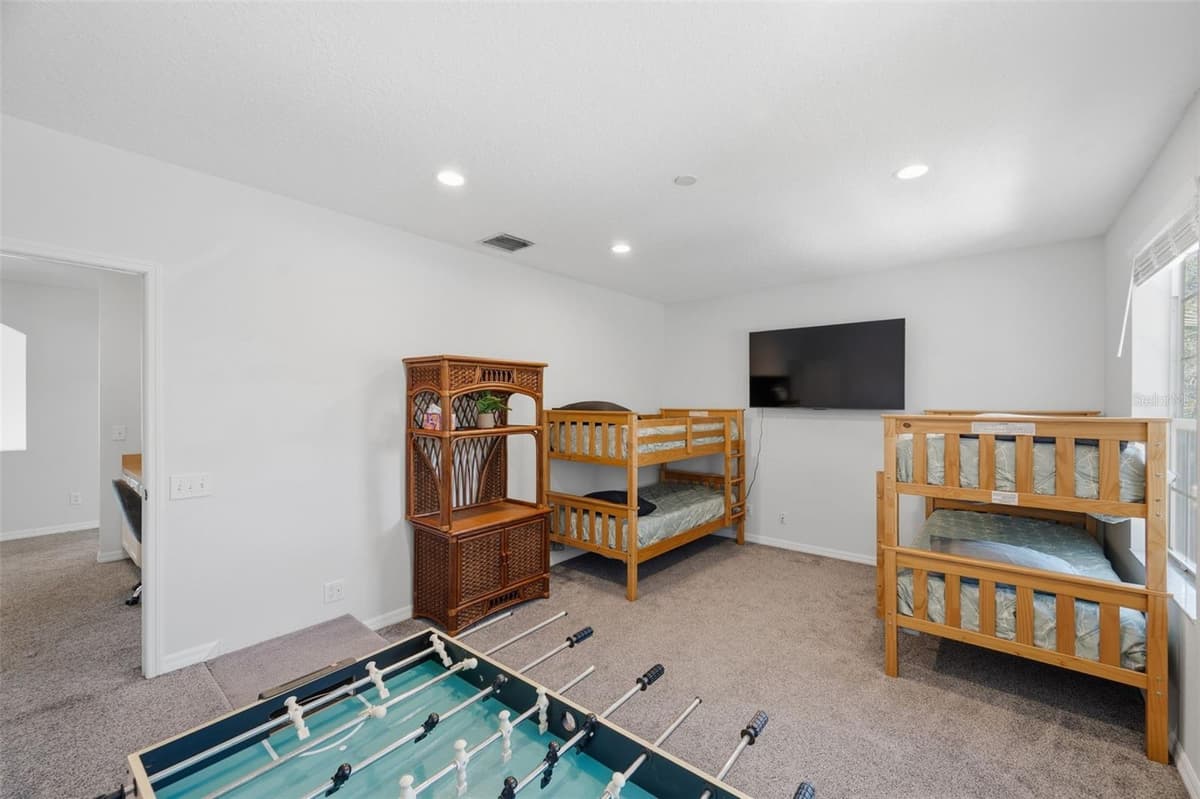 1542 MCCREA DRIVE — photo 46 of 98