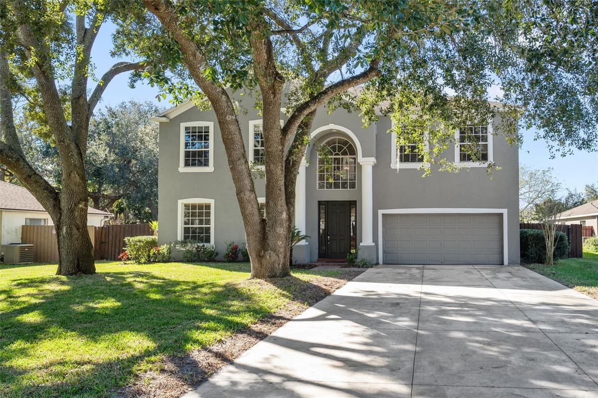 1542 MCCREA DRIVE — photo 5 of 98