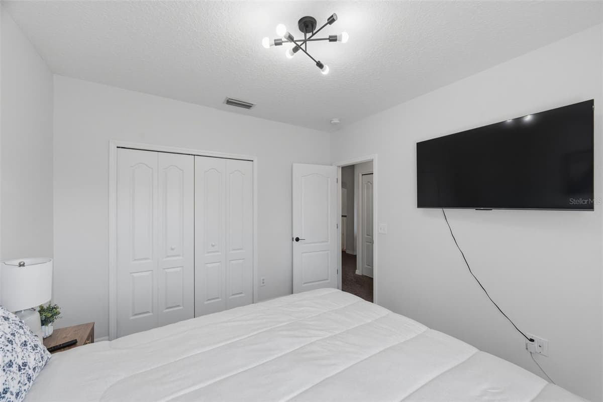 1542 MCCREA DRIVE — photo 56 of 98