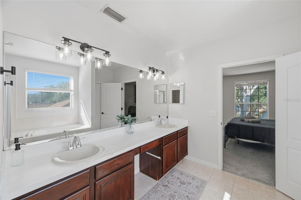 1542 MCCREA DRIVE — photo 74 of 98