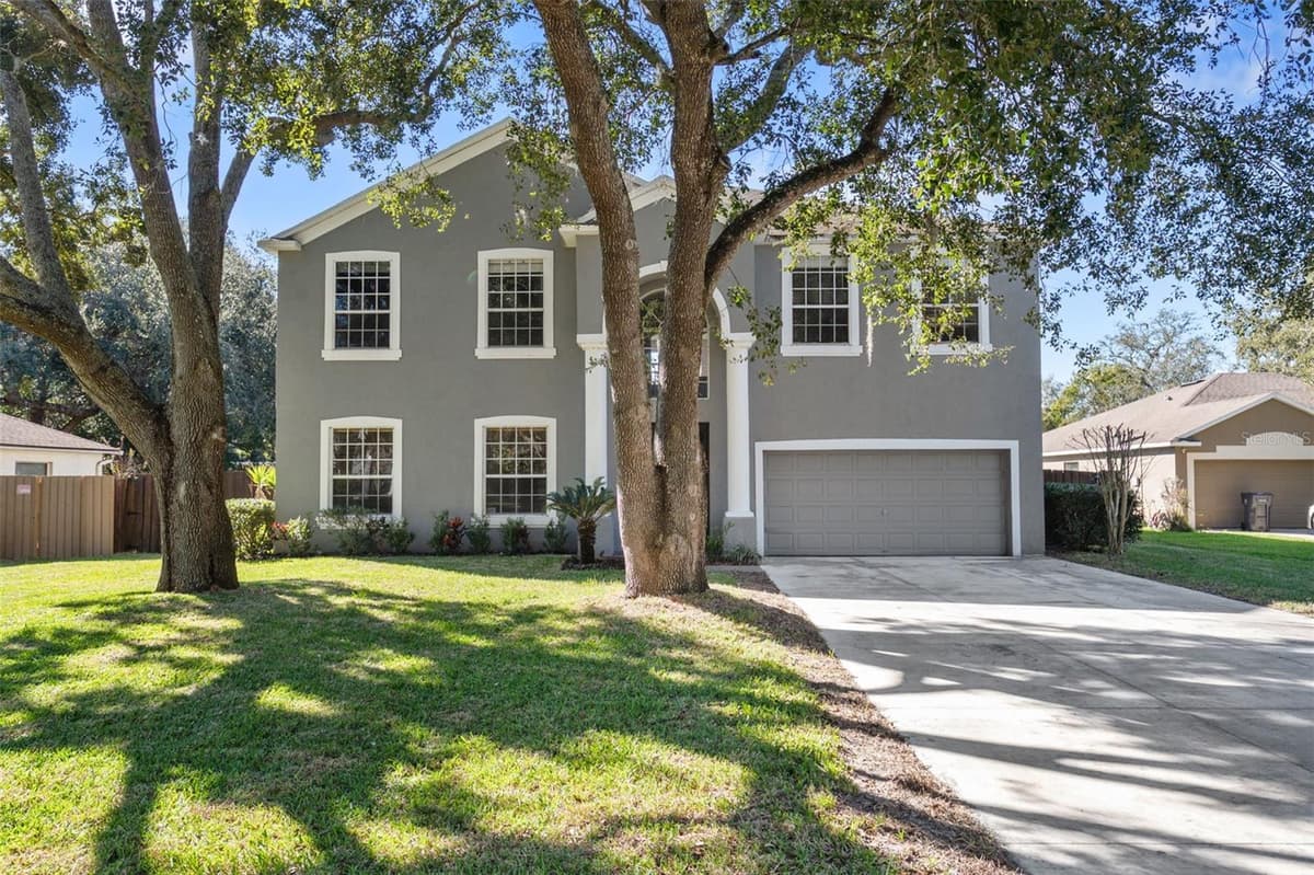 1542 MCCREA DRIVE — photo 6 of 98