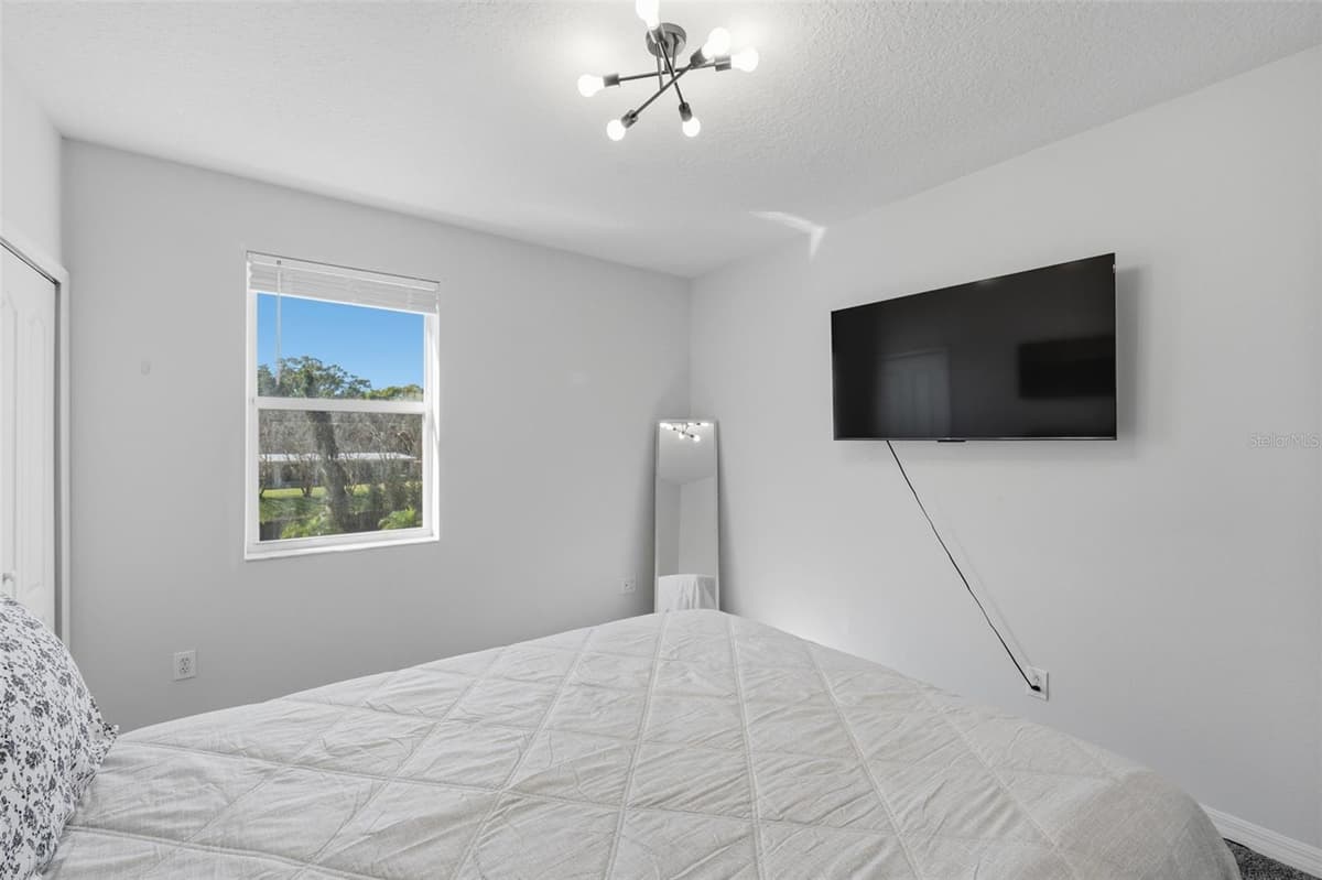 1542 MCCREA DRIVE — photo 60 of 98