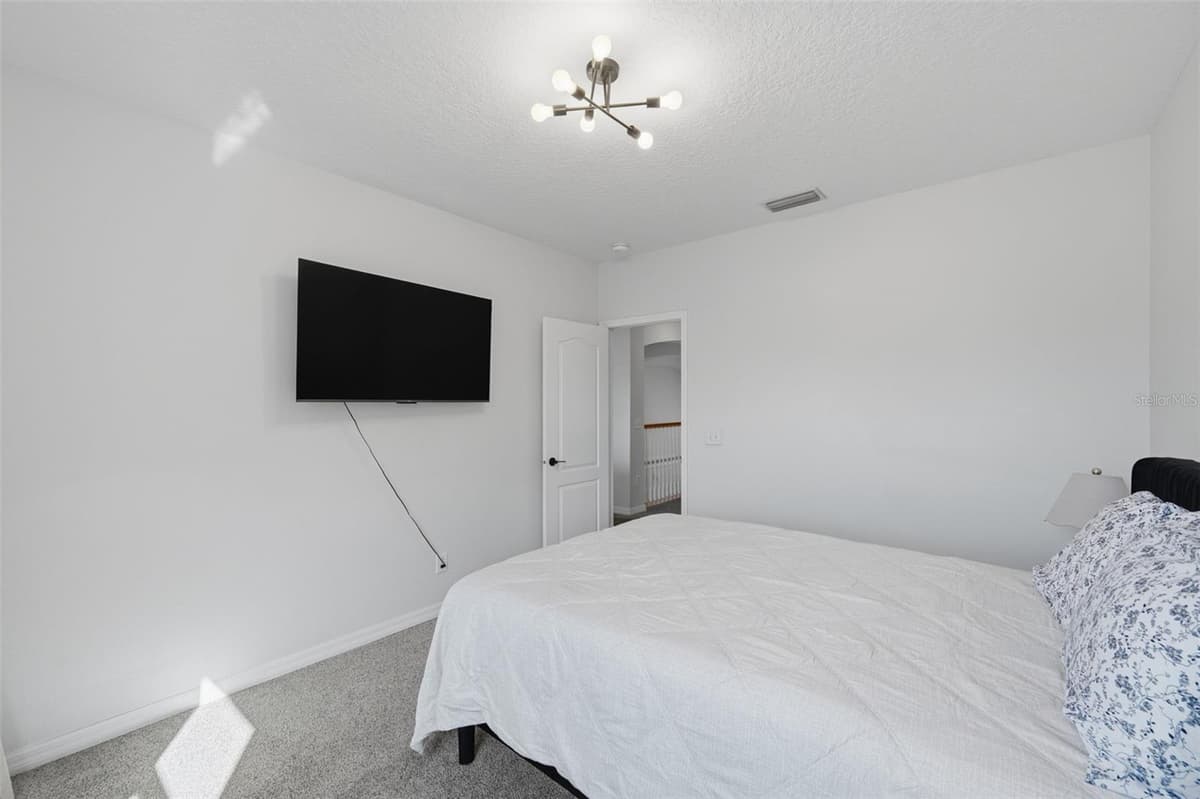 1542 MCCREA DRIVE — photo 62 of 98