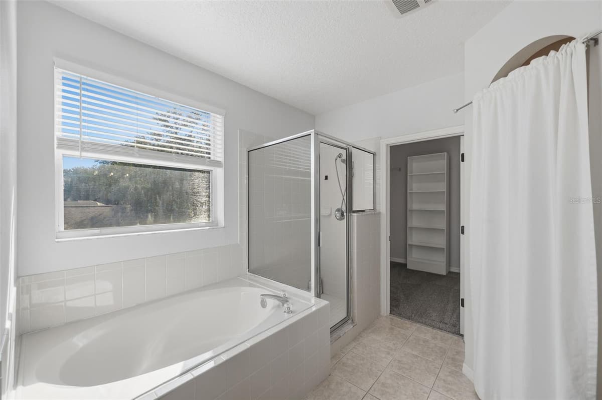 1542 MCCREA DRIVE — photo 71 of 98