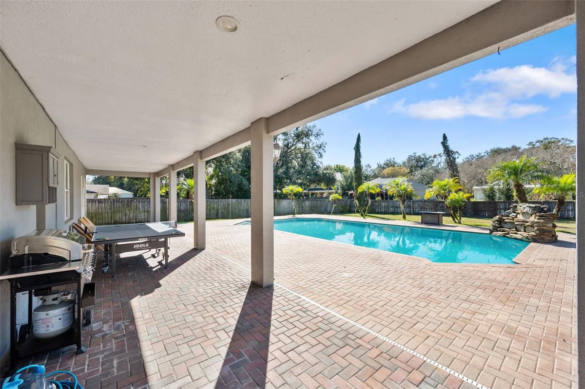 1542 MCCREA DRIVE — photo 81 of 98