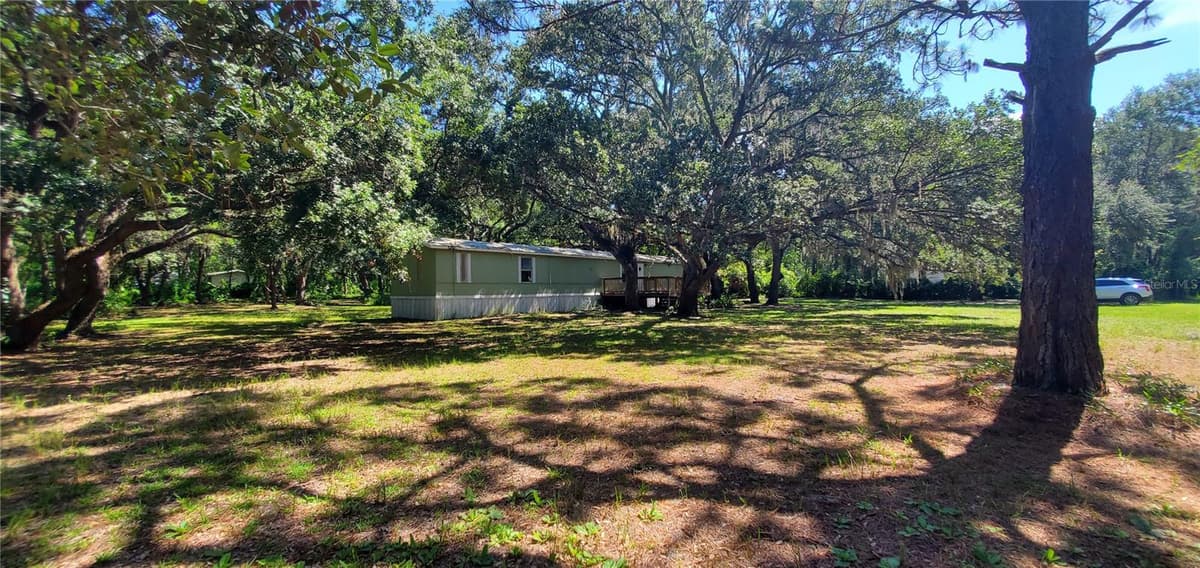 13016 BARNEY DRIVE — photo 15 of 18