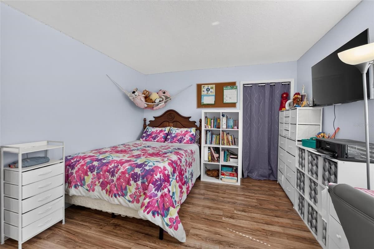 1617 AVONDALE RIDGE DRIVE — photo 39 of 60