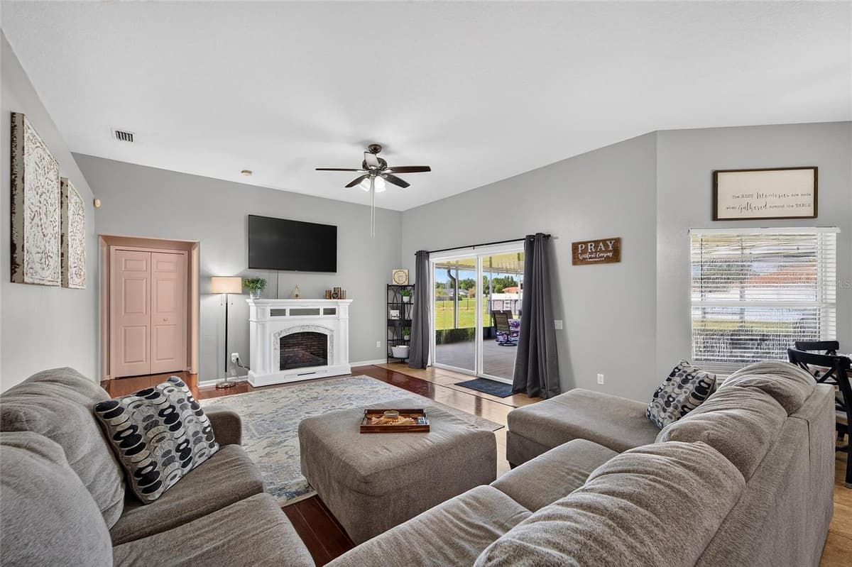 1617 AVONDALE RIDGE DRIVE — photo 14 of 60