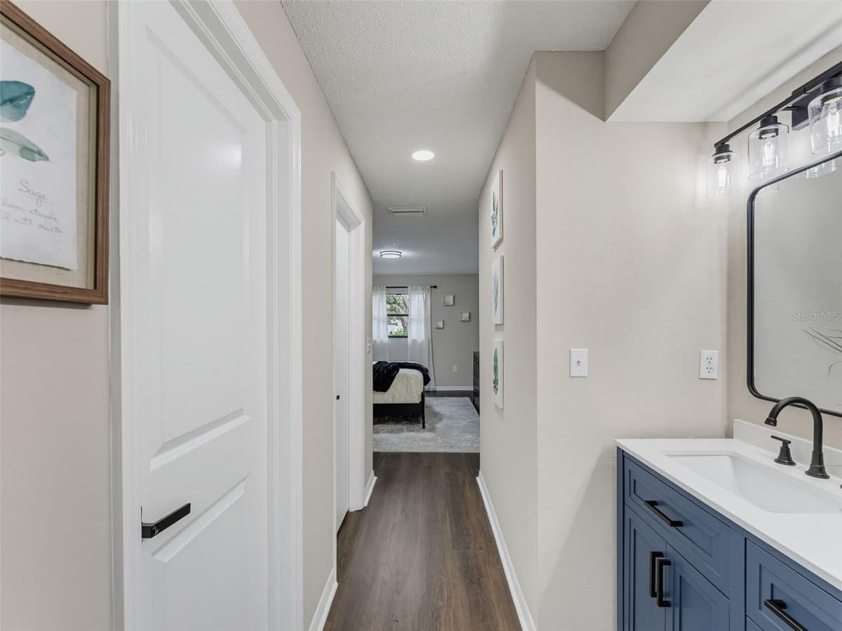 8275 DORA STREET — photo 10 of 36