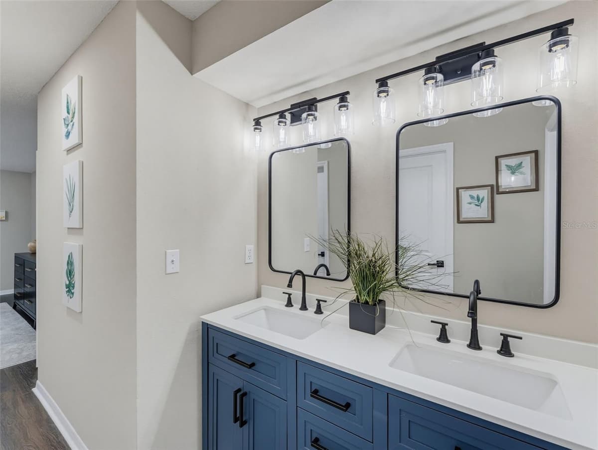 8275 DORA STREET — photo 11 of 36